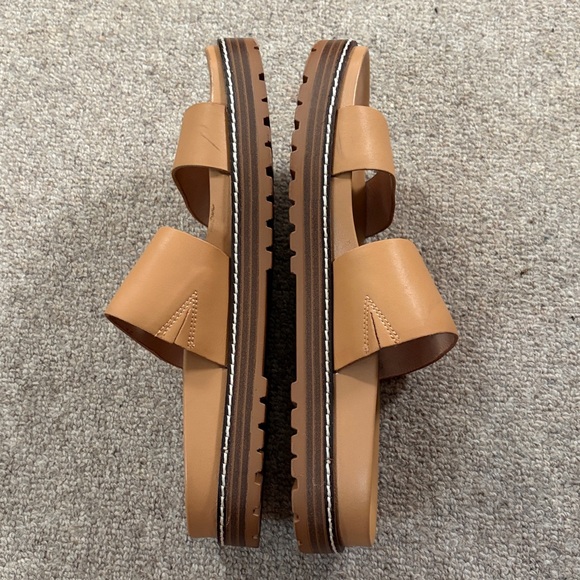 Madewell The Charley Double-Strap Slide Sandal in Desert Camel - Picture 6 of 7